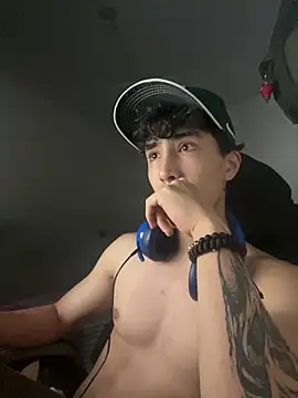 gojo satoru 18 online show from 04-22-26, 05:14