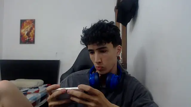 gojo satoru 18 online show from 09-17-25, 11:23