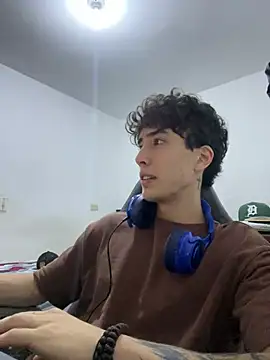 gojo satoru 18 online show from 04-06-26, 08:54