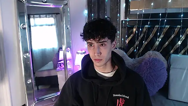 gojo satoru 18 online show from 09-29-25, 11:38