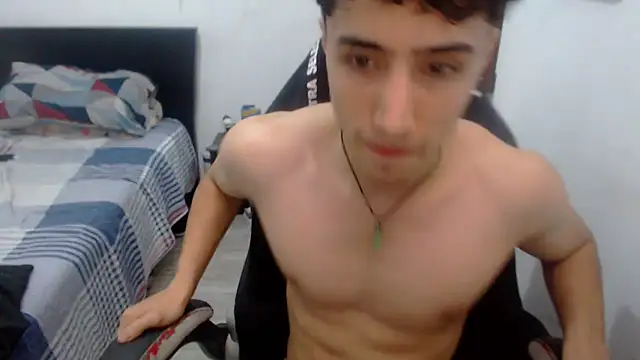 gojo satoru 18 online show from 10-06-25, 01:34