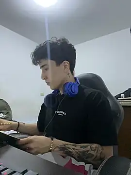 gojo satoru 18 online show from 02-09-26, 02:42