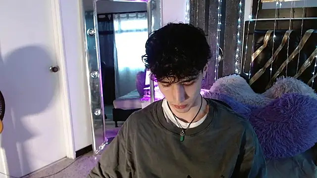 gojo satoru 18 online show from 09-26-25, 12:01