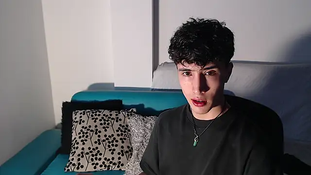 gojo satoru 18 online show from 09-15-25, 11:43