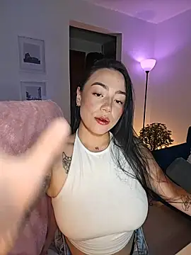 Snapshot of helena_smith chatting on 05-09-26, 03:54 helena smith online show from 05-09-26, 03:54