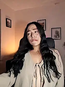 helena smith online show from 11-10-25, 03:44