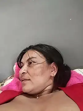 Snapshot of Horny-Mommy-Dirty chatting on 09-21-25, 04:01 Horny-Mommy-Dirty online show from 09-21-25, 04:01