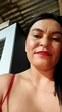 Snapshot of Horny-Mommy-Dirty chatting on 03-18-25, 03:12 Horny-Mommy-Dirty online show from 03-18-25, 03:12