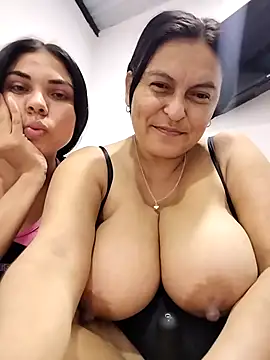 Horny-Mommy-Dirty online show from 01-11-26, 03:02