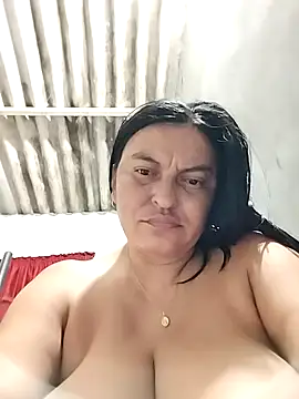Snapshot of Horny-Mommy-Dirty chatting on 10-15-25, 04:00 Horny-Mommy-Dirty online show from 10-15-25, 04:00