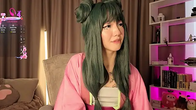 Lin kun online show from 04-14-26, 09:14