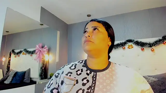 Clarigil online show from 12-19-25, 10:01