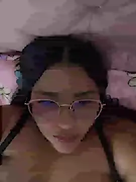 Snapshot of Clarigil chatting on 02-13-26, 10:43 Clarigil online show from 02-13-26, 10:43