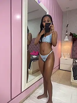 GabrielaLugo online show from 12-19-25, 12:07