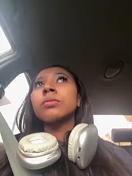 GabrielaLugo online show from 12-14-25, 12:00