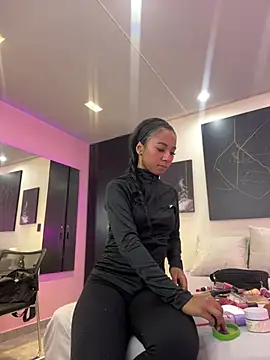 GabrielaLugo online show from 02-06-26, 12:12