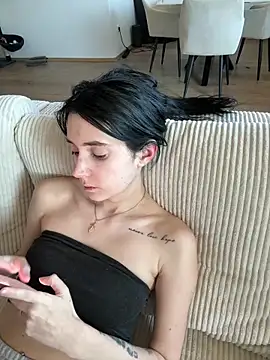 Lena Lang online show from 04-07-26, 10:39