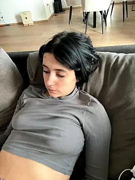 Lena Lang online show from 11-16-25, 10:20