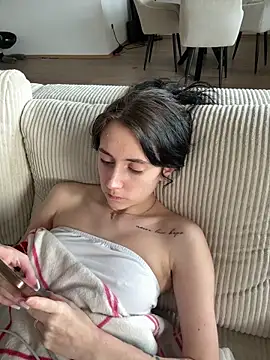 Lena Lang online show from 03-26-26, 11:08