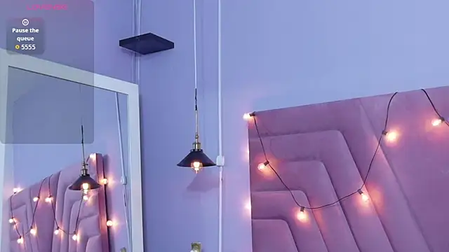 Beautifulskinny18 online show from 03-18-26, 07:48