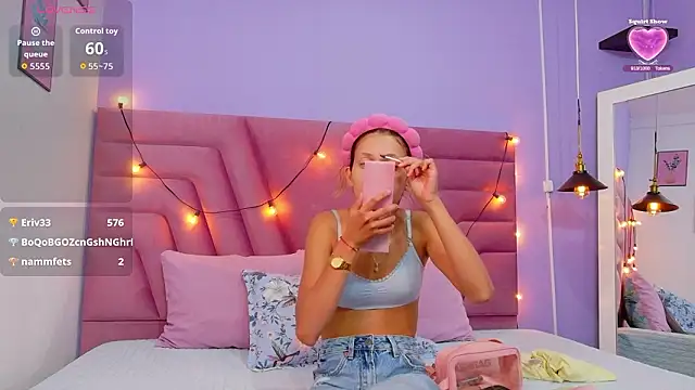 Beautifulskinny18 online show from 03-11-26, 07:52