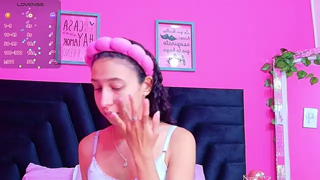 Beautifulskinny18 online show from 09-28-25, 07:43