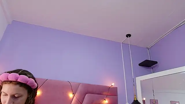 Beautifulskinny18 online show from 02-10-26, 07:57