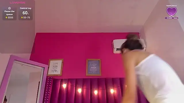 Beautifulskinny18 online show from 03-21-26, 08:02