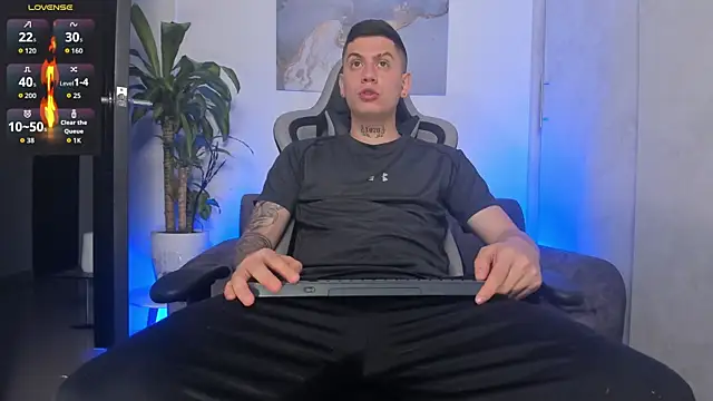 Yeiko Romero  online show from 10-09-25, 08:09