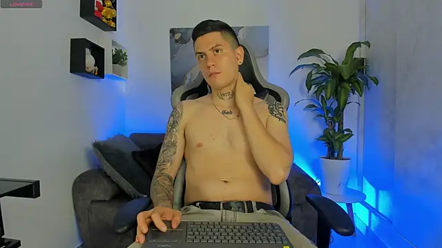 Yeiko Romero  online show from 09-14-25, 09:20