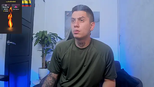 Yeiko Romero  online show from 11-20-25, 11:47