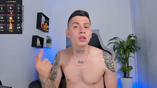 Yeiko Romero  online show from 09-19-25, 05:50