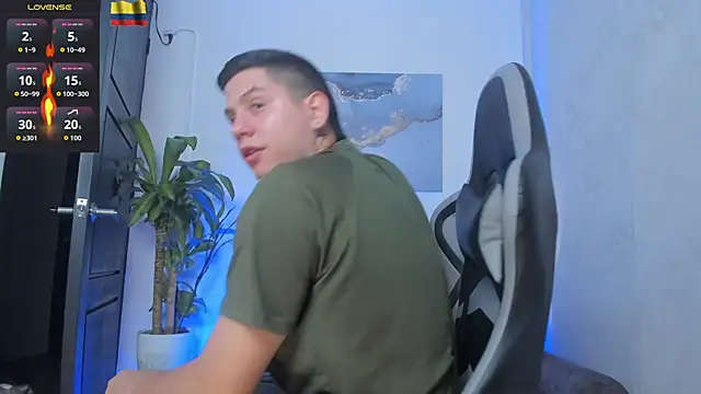 Yeiko Romero  online show from 10-21-25, 05:45