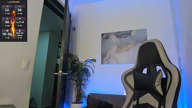 Yeiko Romero  online show from 10-21-25, 12:00