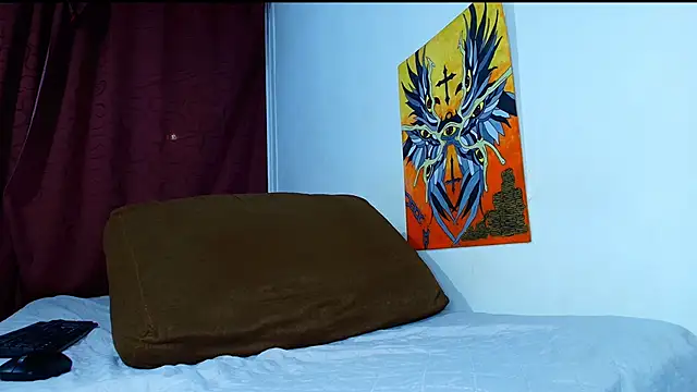 Thomass00 online show from 11-08-25, 11:41