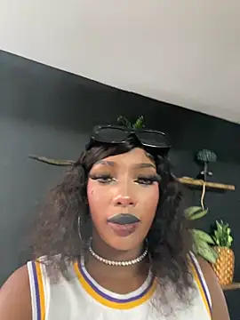 TIFFANYYSTAR online show from 10-25-25, 01:56