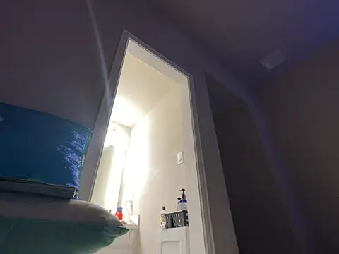 wynterheat online show from 10-23-25, 12:53