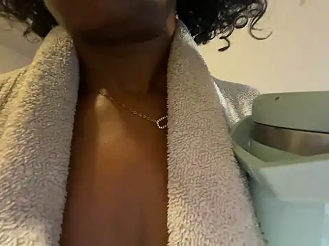 wynterheat online show from 03-29-26, 01:40