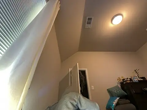 wynterheat online show from 12-19-25, 10:23