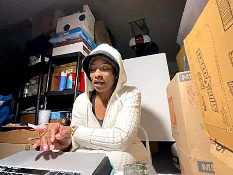 wynterheat online show from 12-02-25, 07:54