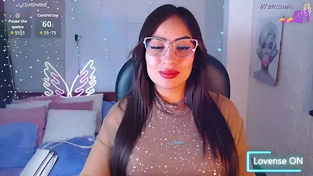 Paulina 627 online show from 04-19-26, 04:30