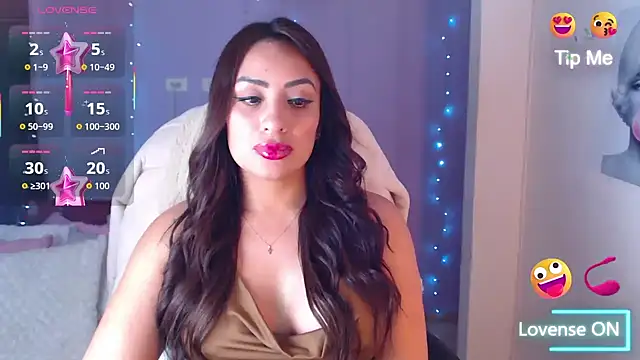 Snapshot of Paulina_627 chatting on 02-07-26, 02:25 Paulina 627 online show from 02-07-26, 02:25