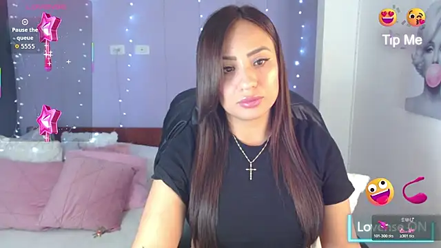 Paulina 627 online show from 10-19-25, 04:43