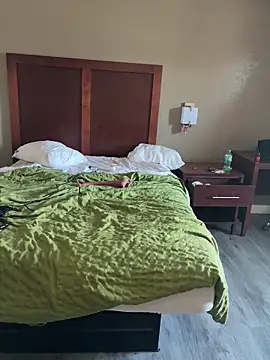 sexuallysubmissiveCD online show from 03-06-26, 03:40