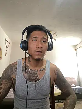 Daniel7131 online show from 10-01-25, 06:23