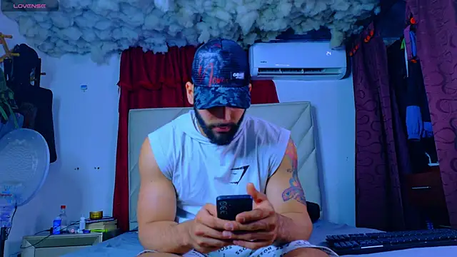 Rich boy01 online show from 05-30-26, 04:30