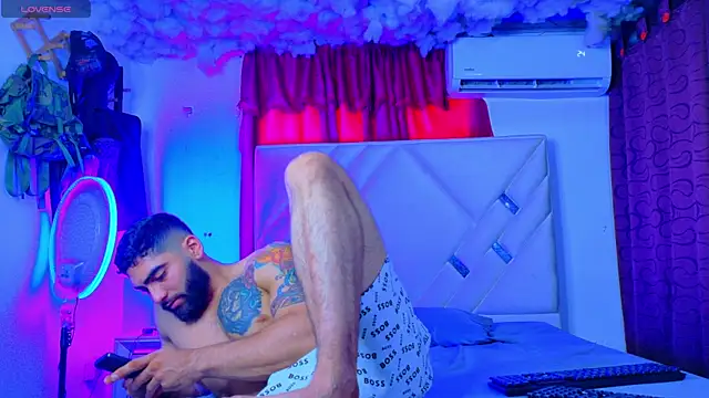 Rich boy01 online show from 05-29-26, 03:40