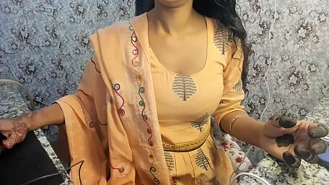 Snapshot of aarjulove chatting on 03-12-25, 05:38 aarjulove online show from 03-12-25, 05:38