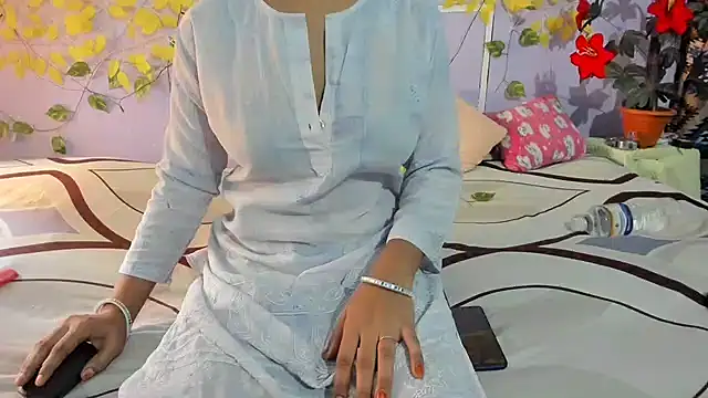 aarjulove online show from 06-16-26, 10:15