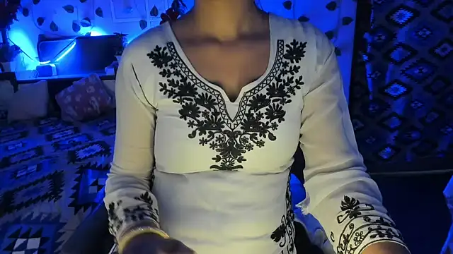 aarjulove online show from 07-23-26, 02:24